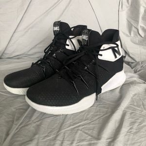 New Balance OMN1S Kawhi